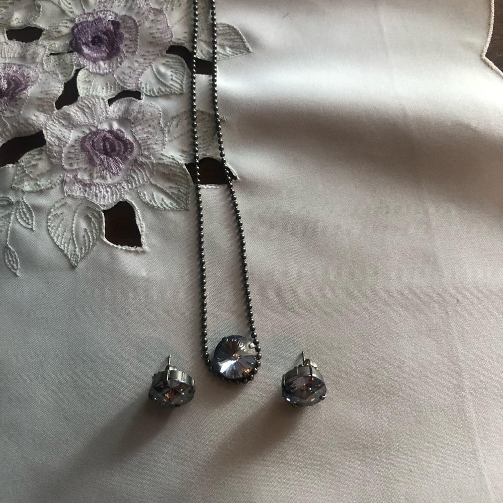 Sabika necklace and earrings- new